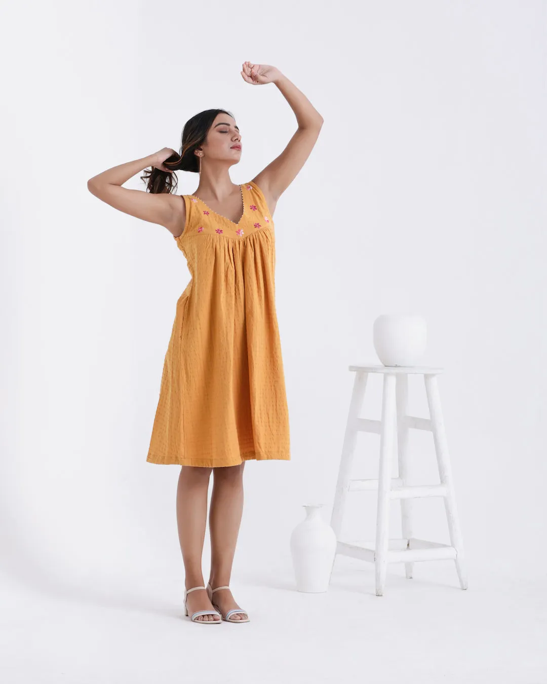 Amara lily Dress