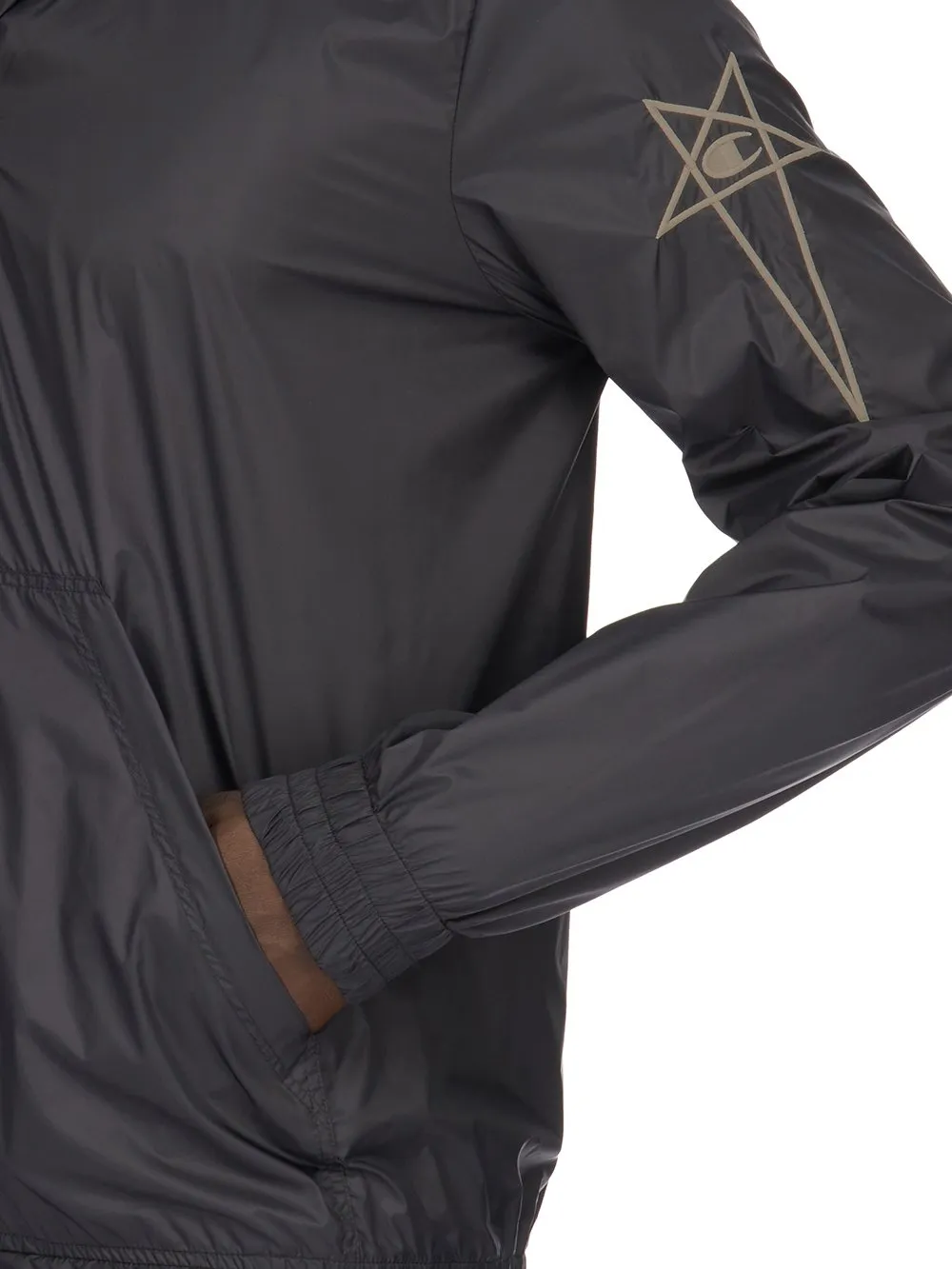 BLACK TECH LIGHT JACKET