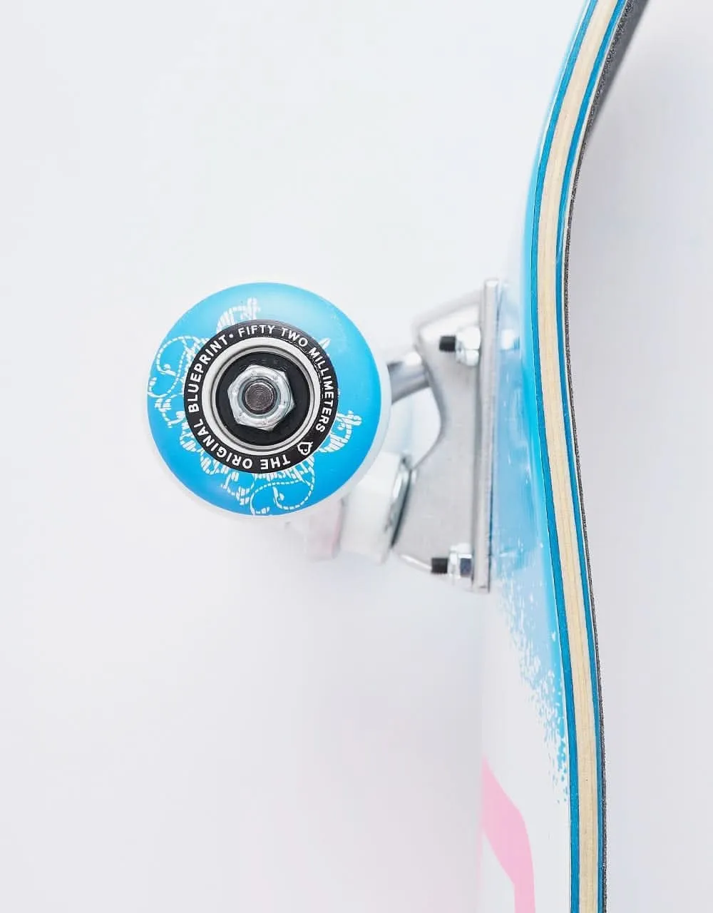 Blueprint Spray Heart Complete Skateboard - 7.25