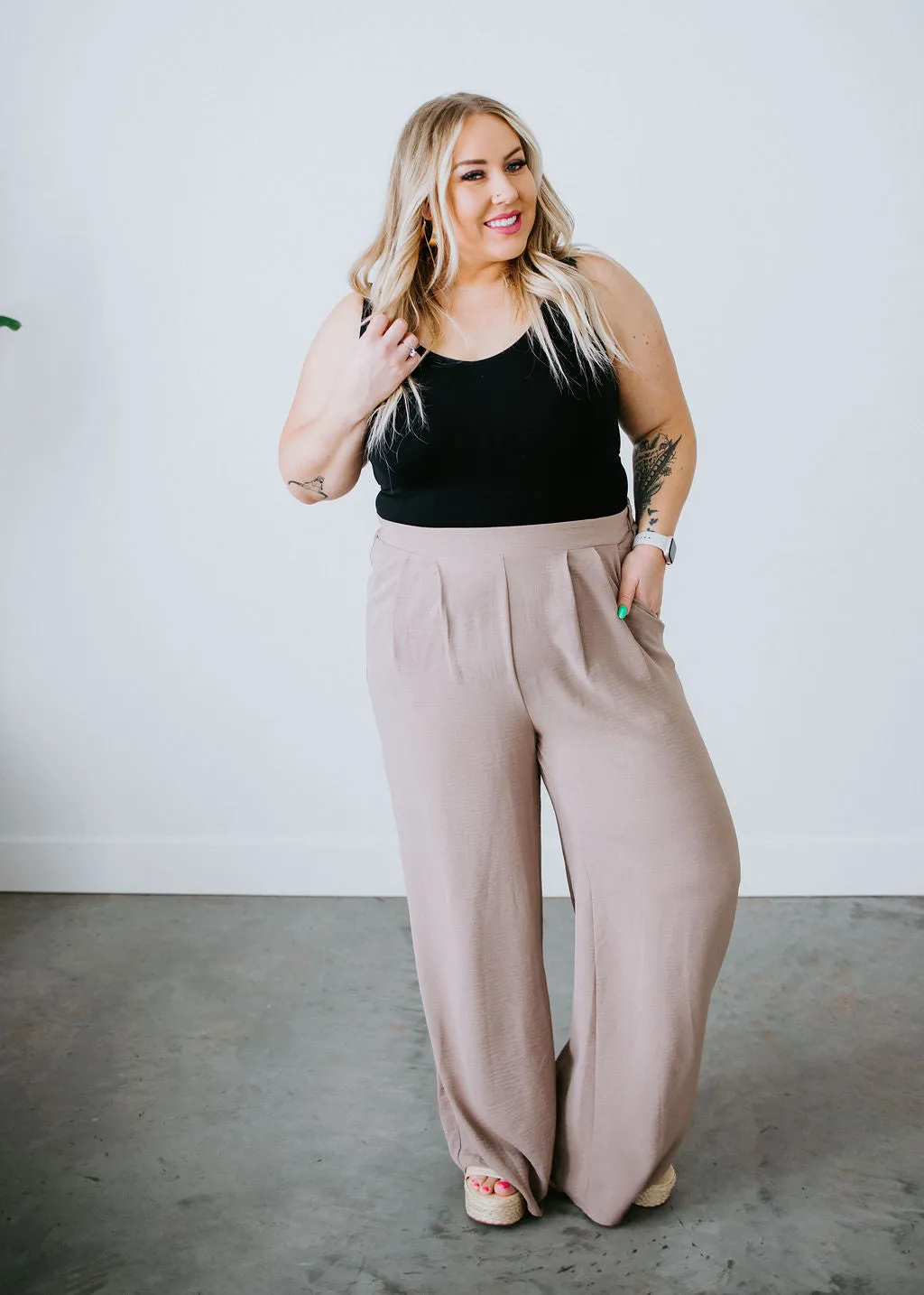Curvy Etta Wide Leg Pants