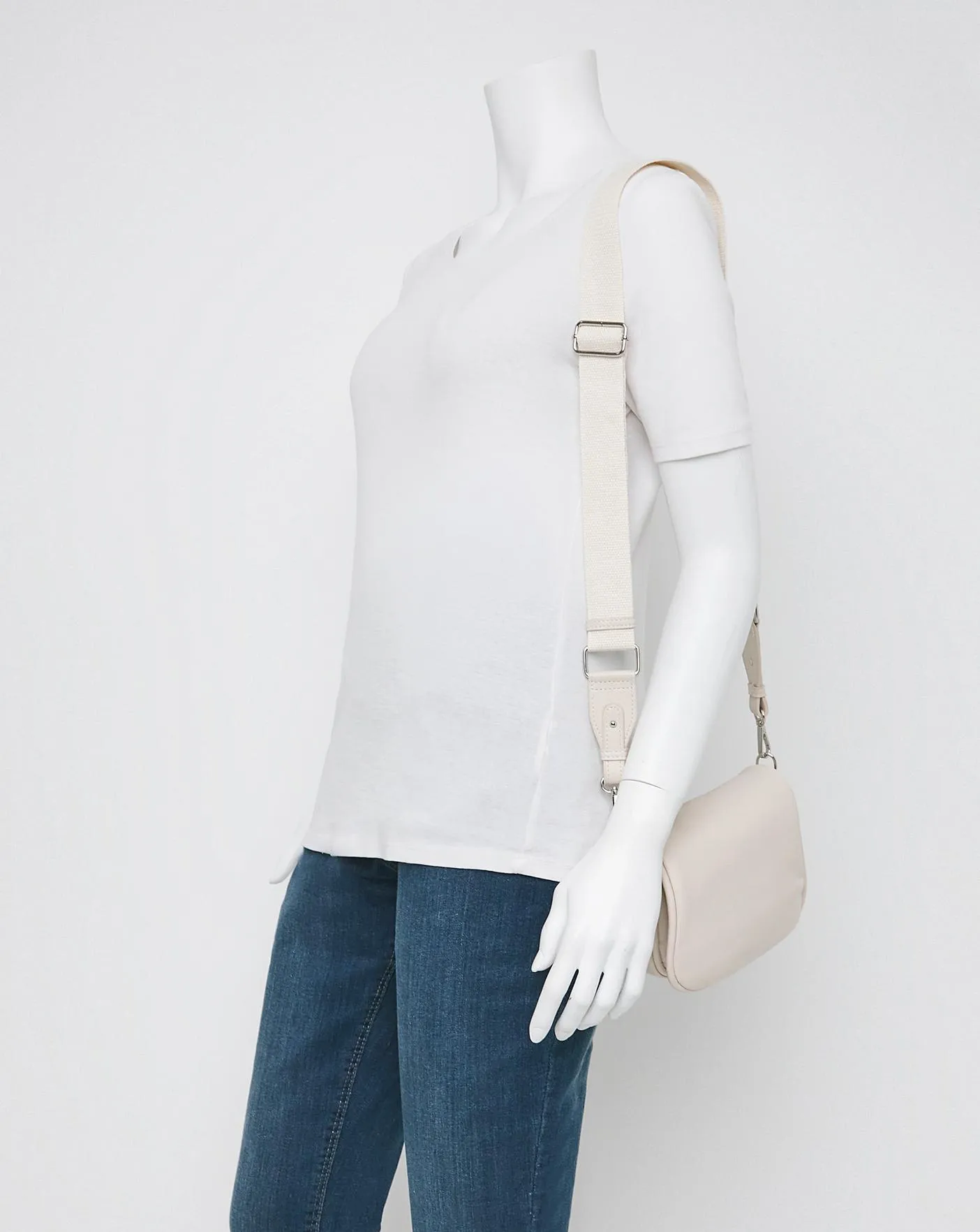 Ecru Soft Volume Camera Bag