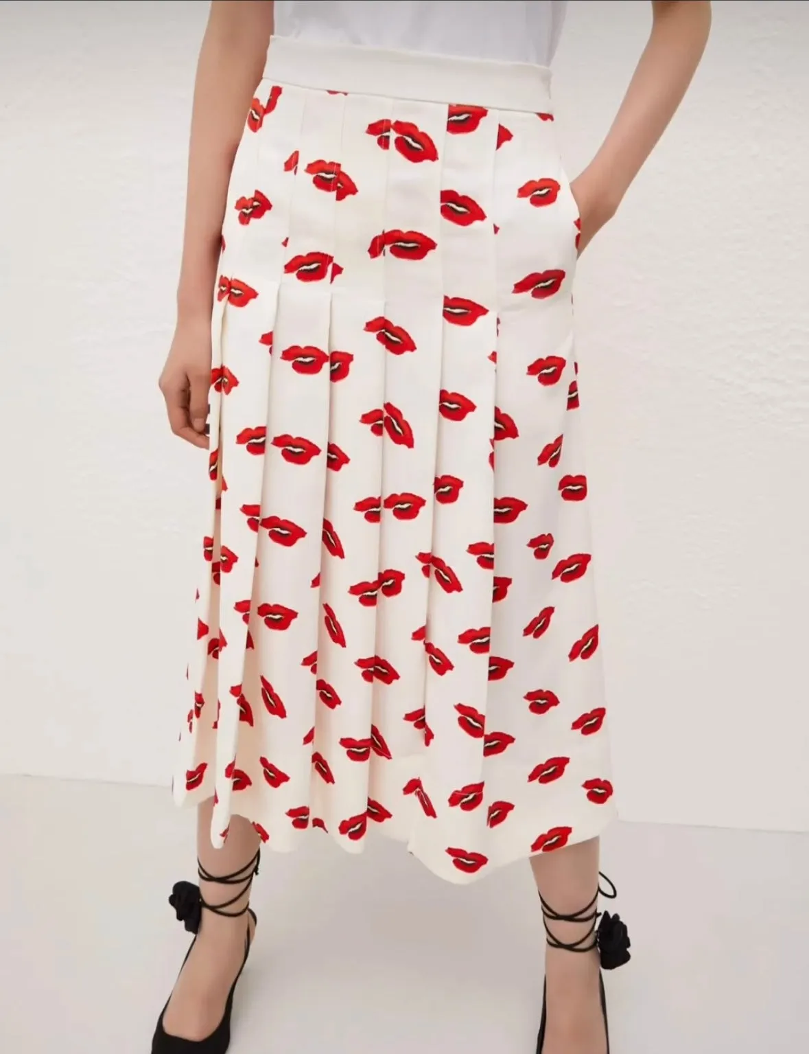 Marella Lips Skirt