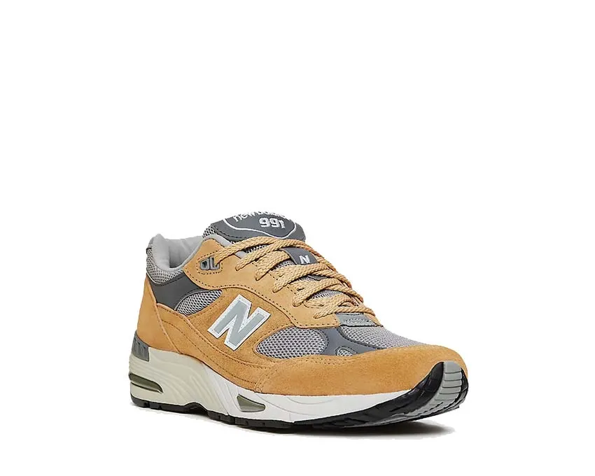 New Balance 991