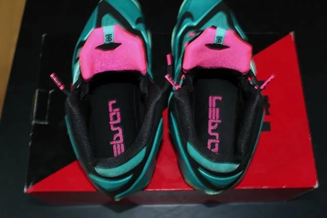 Nike lebron xi 11 south beach 616175 330 sz 11 deadstock basketball sneakers