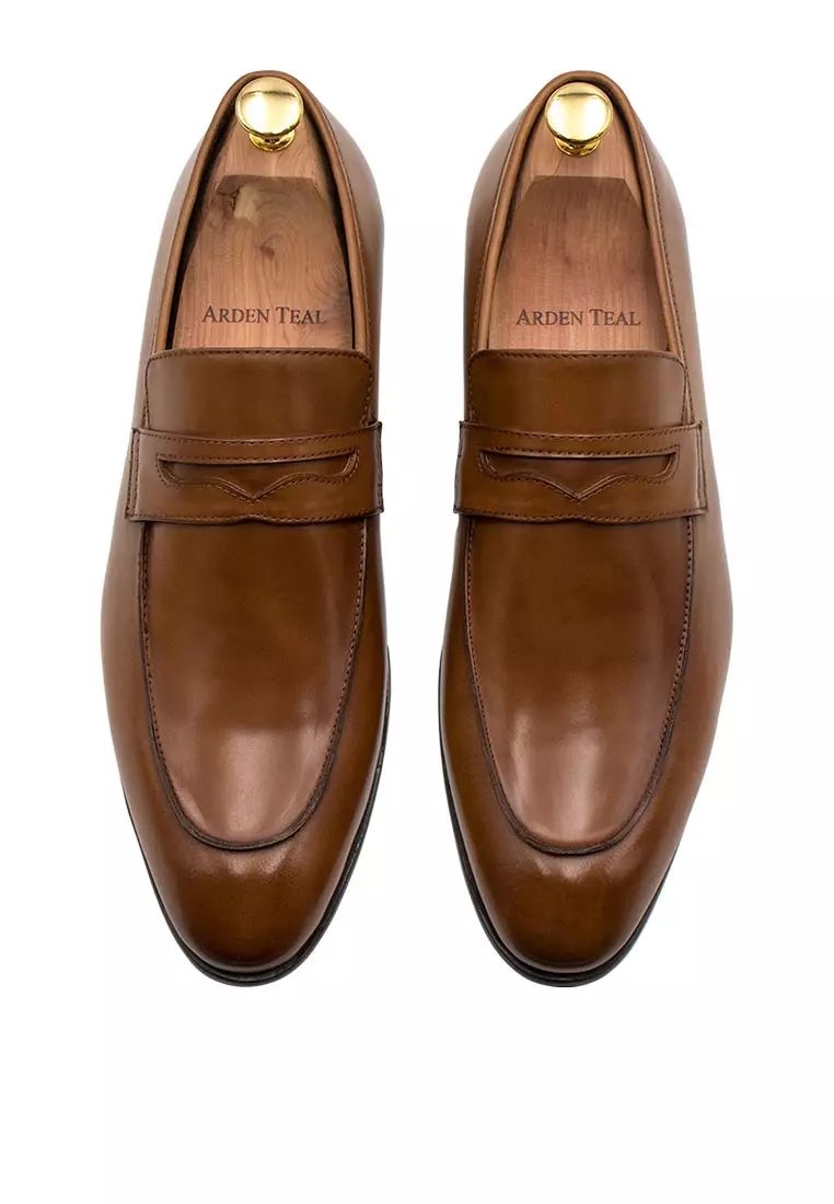 Olavarria Cognac Penny Loafer