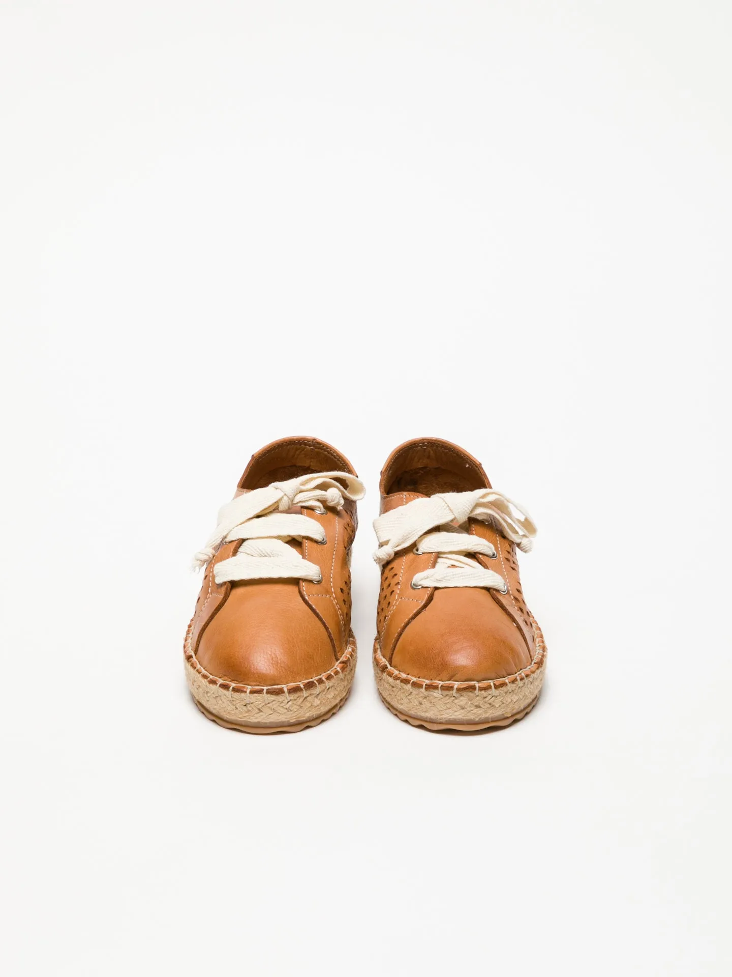 Peru Lace-up Trainers