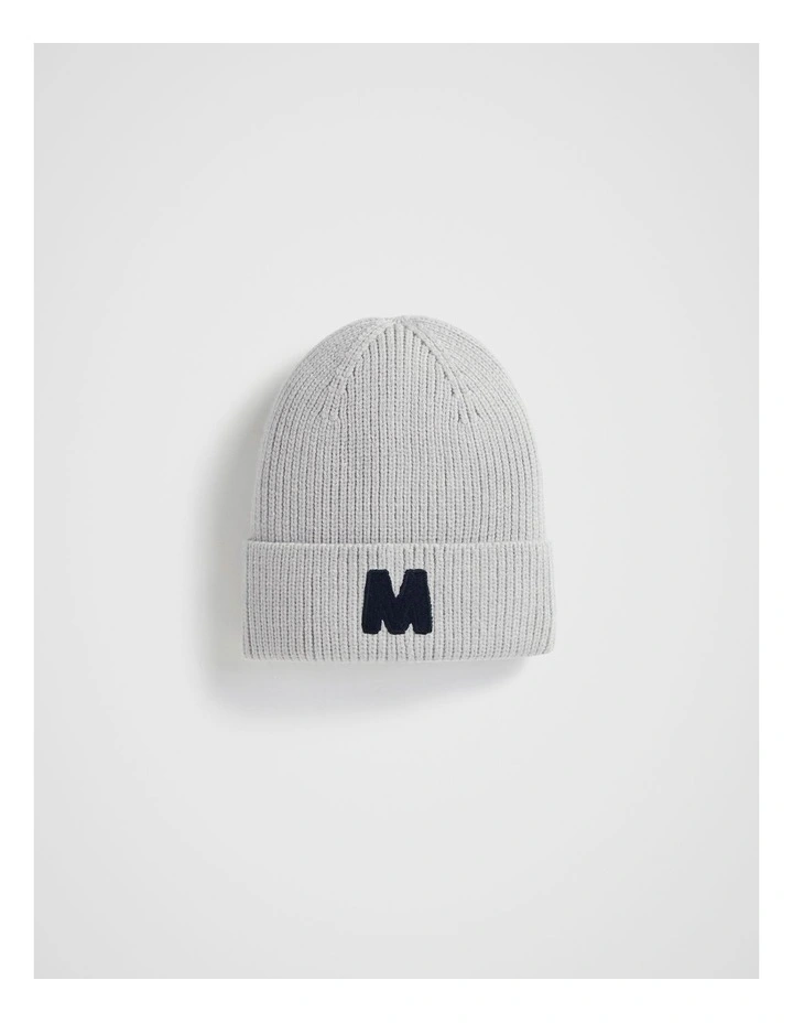 Rib Initial Beanie M in White