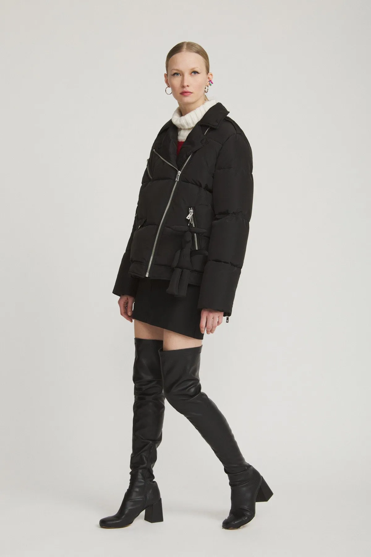 Short puffer jacket