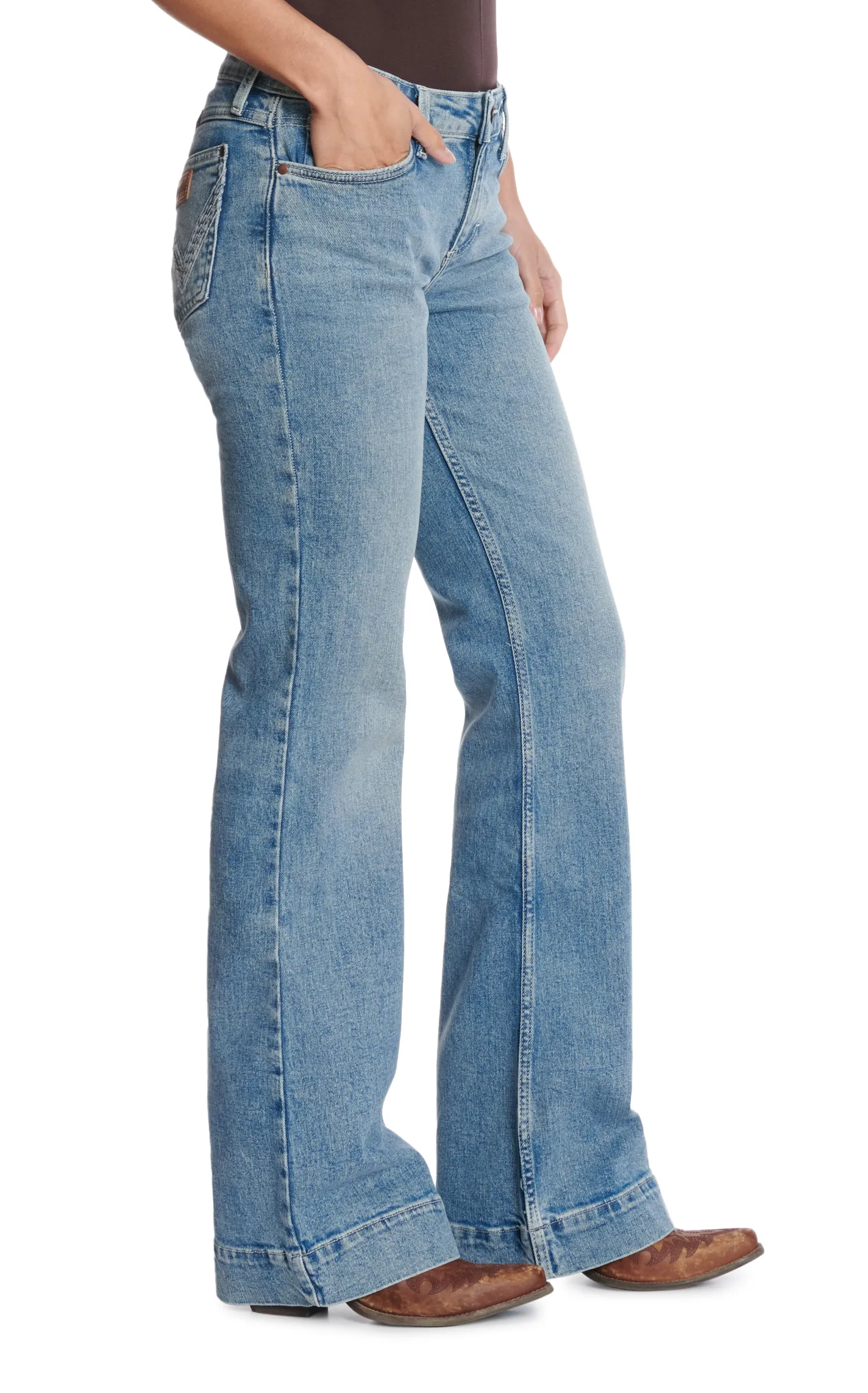 Wrangler Retro Women's Mae Donna Light Wash Mid Rise Trouser Jeans